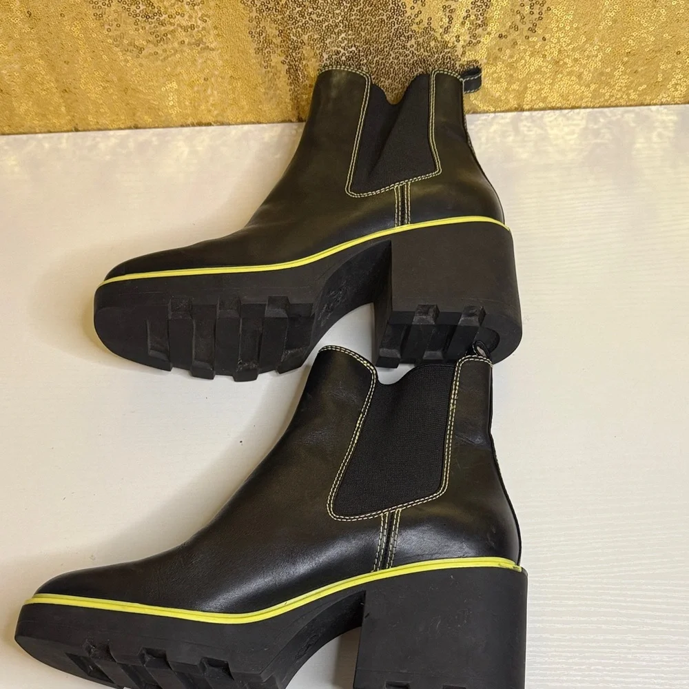 Michael Kors Keisha Chelsea Booties in Black and neon green